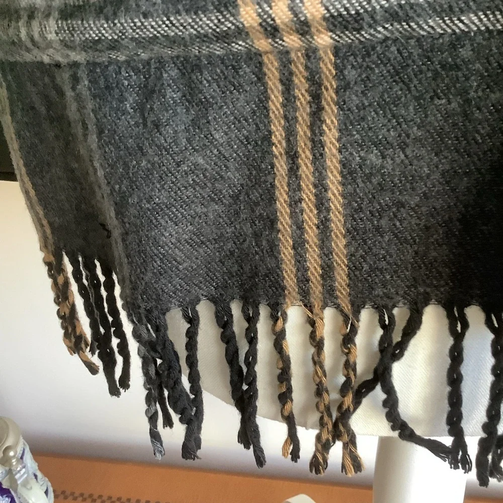 Mens Lined Winter Scarf with Secret Pocket